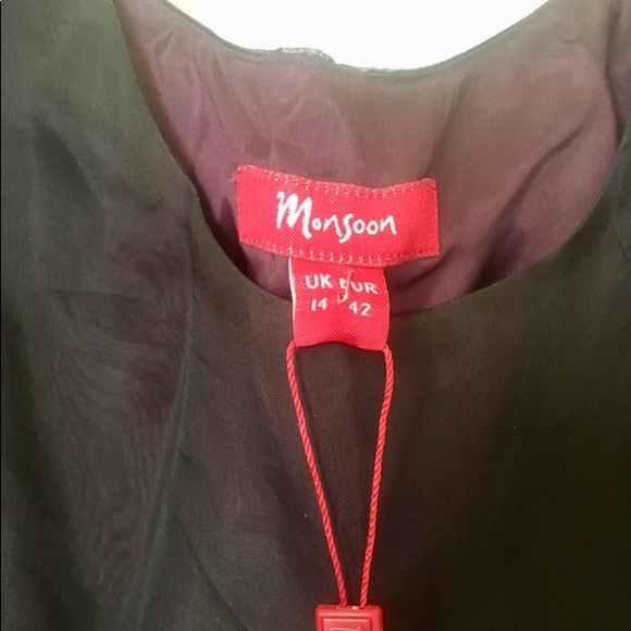 Beautiful Formal Black Dress from Europe - Picture 4 of 8